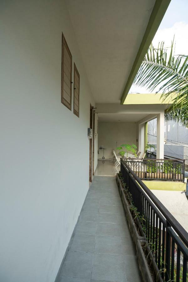 Oyo 697 Olivia Inn Denpasar Legian Exteriér fotografie
