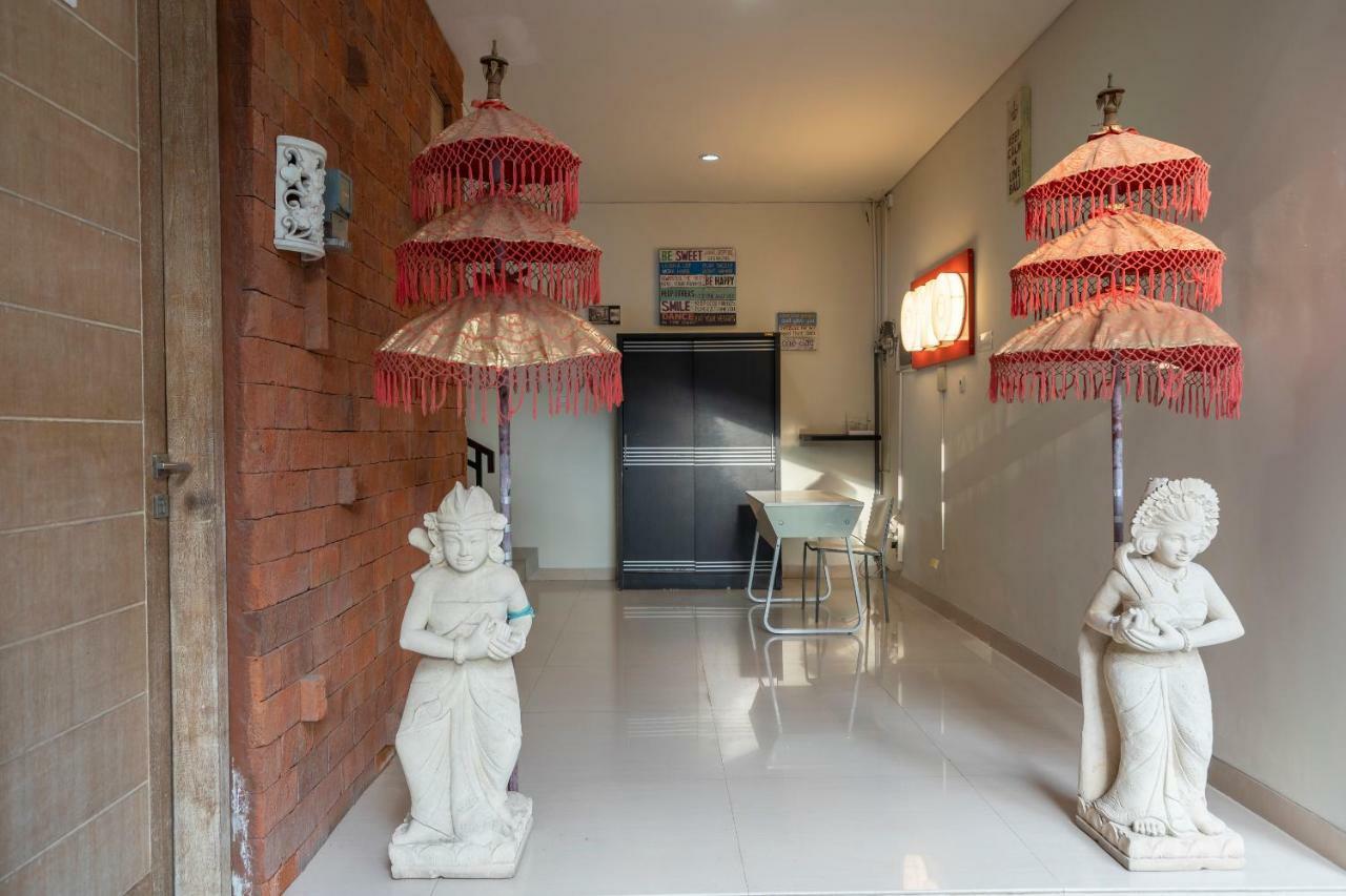 Oyo 697 Olivia Inn Denpasar Legian Exteriér fotografie