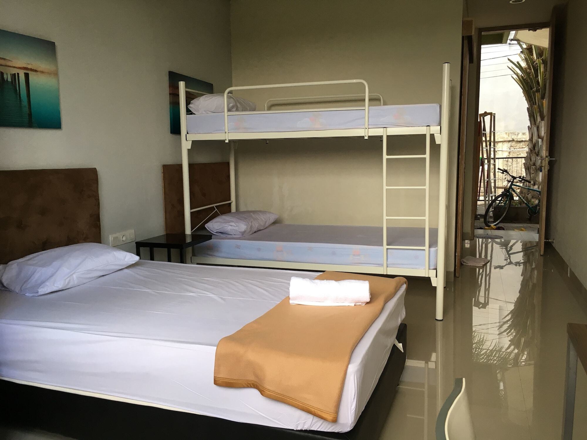Oyo 697 Olivia Inn Denpasar Legian Exteriér fotografie