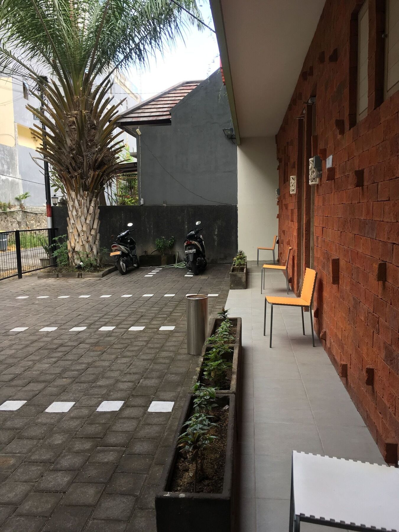 Oyo 697 Olivia Inn Denpasar Legian Exteriér fotografie